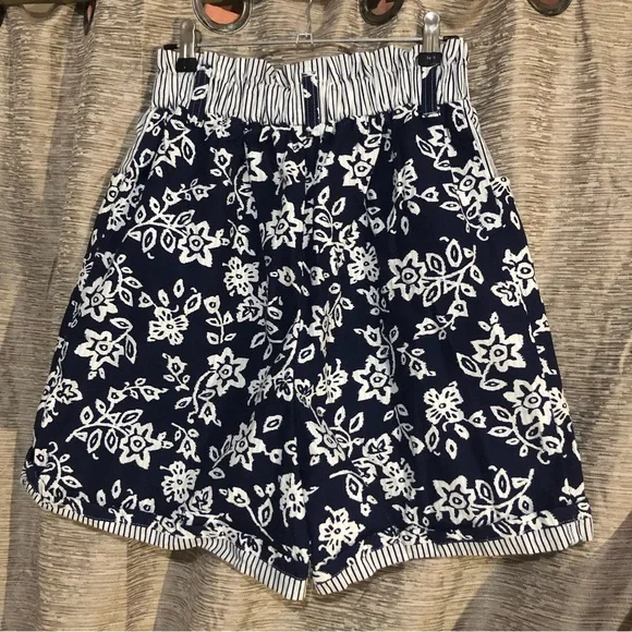 Vintage 80s striped floral mixed pattern super high waisted shorts - Picture 3 of 10